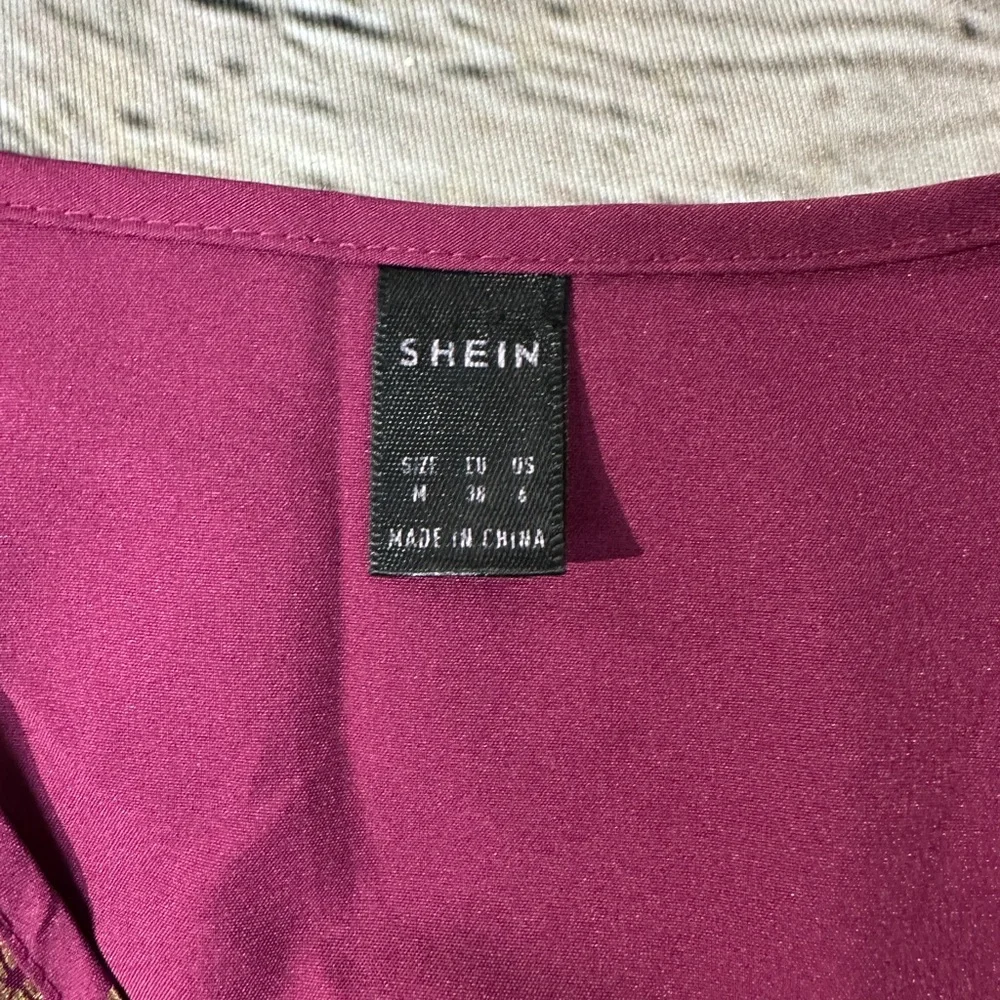 SHEIN Maroon Maxi Dress/Abaya with Gold Floral Accents - Picture 5 of 10
